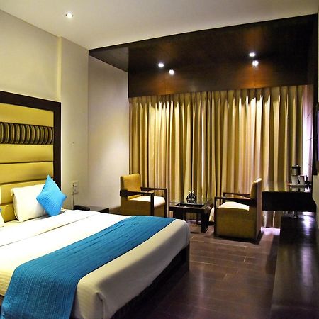 Landmark Hotel Chandīgarh Eksteriør billede