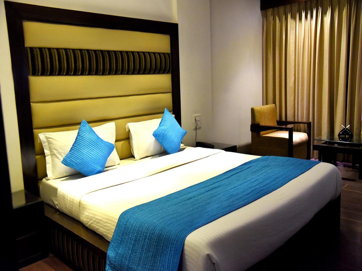 Landmark Hotel Chandīgarh Eksteriør billede