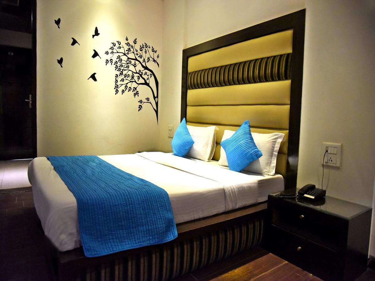 Landmark Hotel Chandīgarh Eksteriør billede